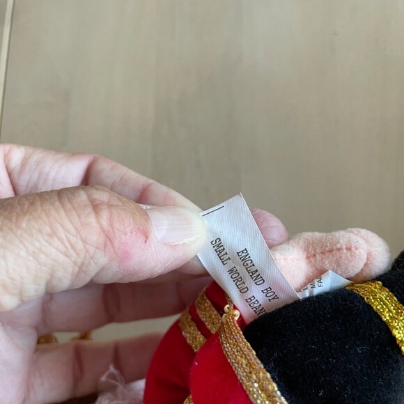 Bundle of Vintage Disney Store It's A Small World Bean Bag Plush Toys - Picture 11 of 14